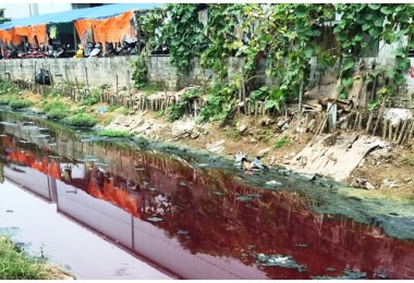 Tại khu công nghiệp Di Trạch, huyện Hoài Đức: Nhiều doanh nghiệp xả thải chưa xử lý ra môi trường